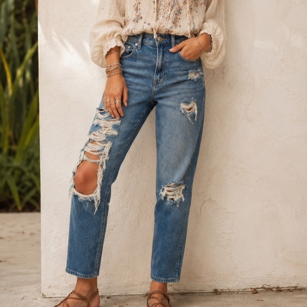 American Eagle Highest Rise 90s Boyfriend Jeans Distressed Thrash Country Boho 0